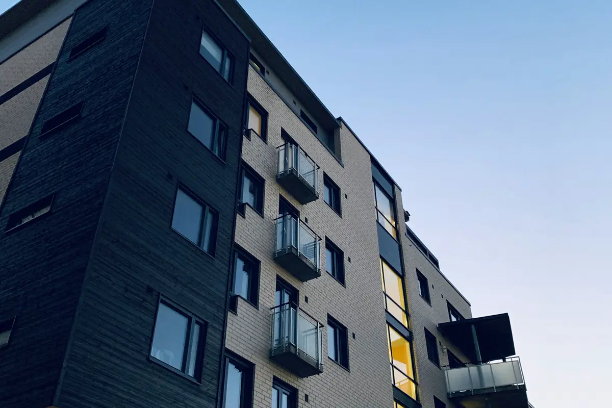 Condominium buildings and shared association property